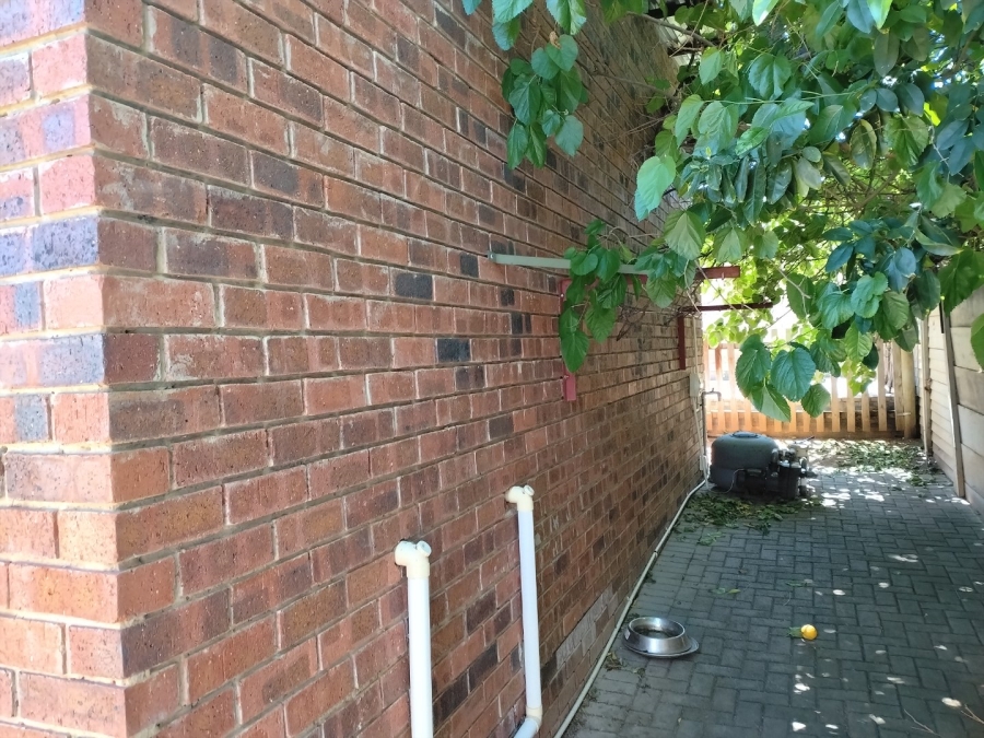 3 Bedroom Property for Sale in Universitas Ridge Free State